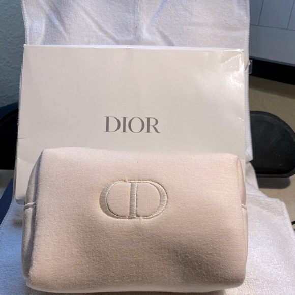 Christian Dior Pink Cosmetic/Makeup Bag New without Box - Picture 1 of 4
